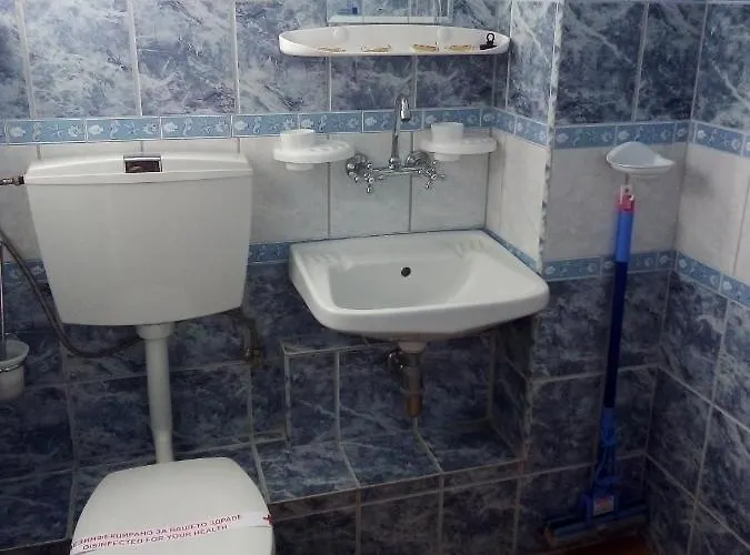 Pensión Doctor's House Sinemoretz