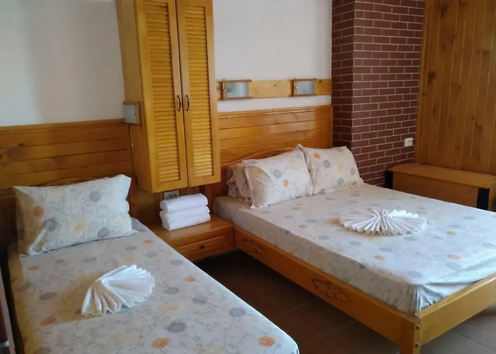 Pensión Doctor's House Sinemoretz